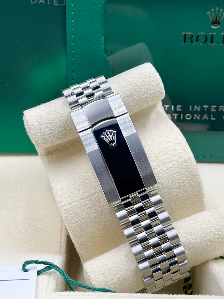 Rolex Datejust 36mm Silver Index on Jubilee Bracelet 126234