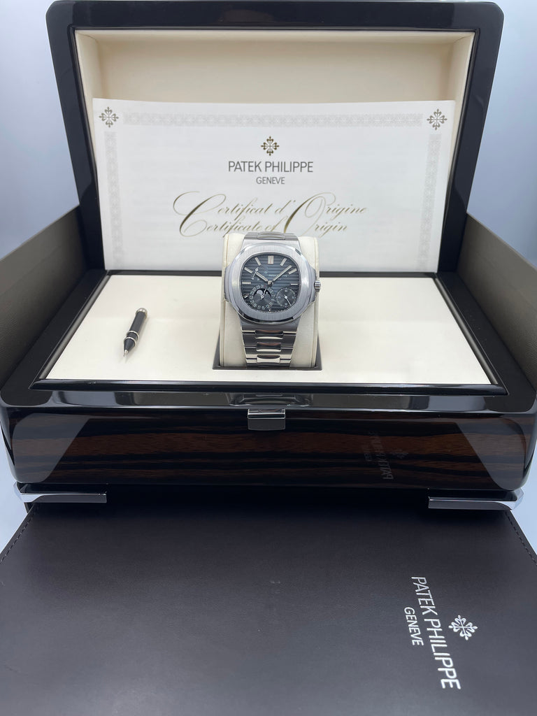 Patek Philippe Nautilus Moon Phase 40mm 5712/1A 2017 [Preowned]