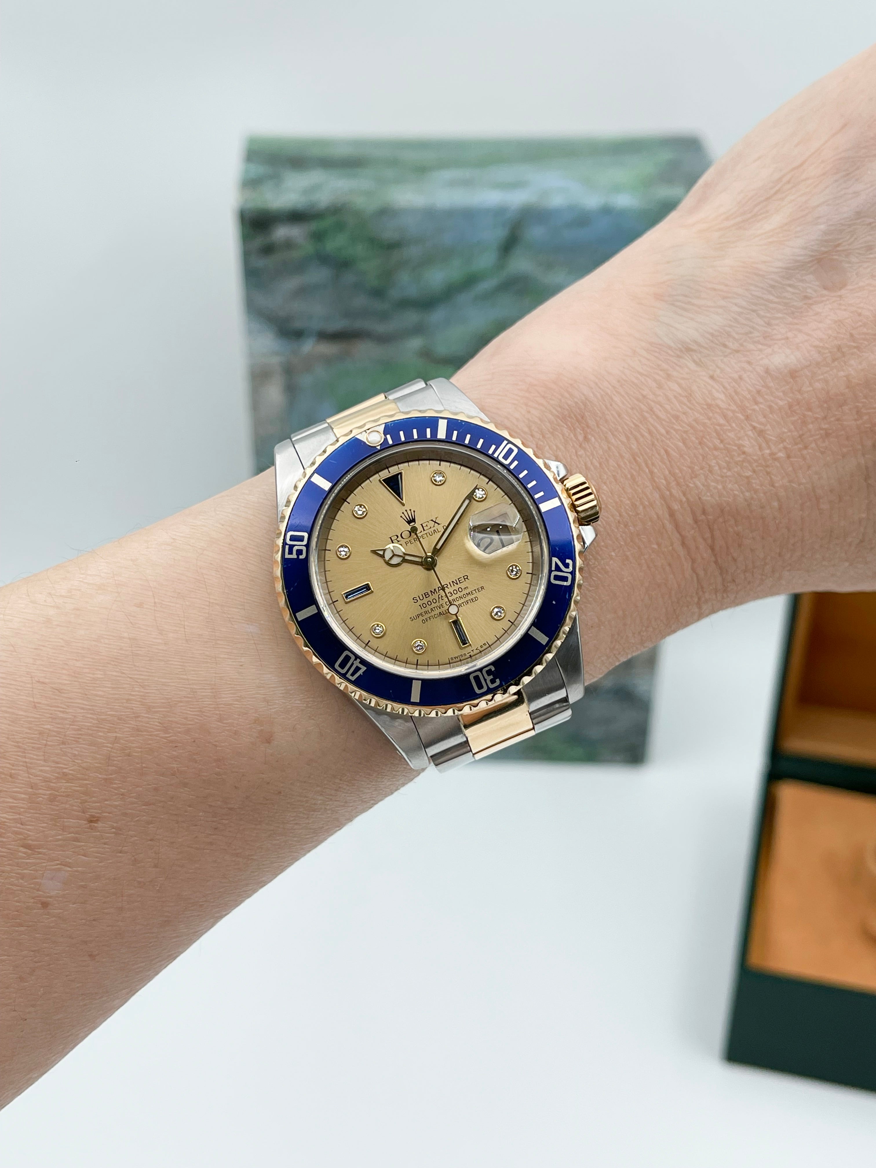 Rolex 16613ln Wrist Rolex Submariner Date Watch 16613LN First