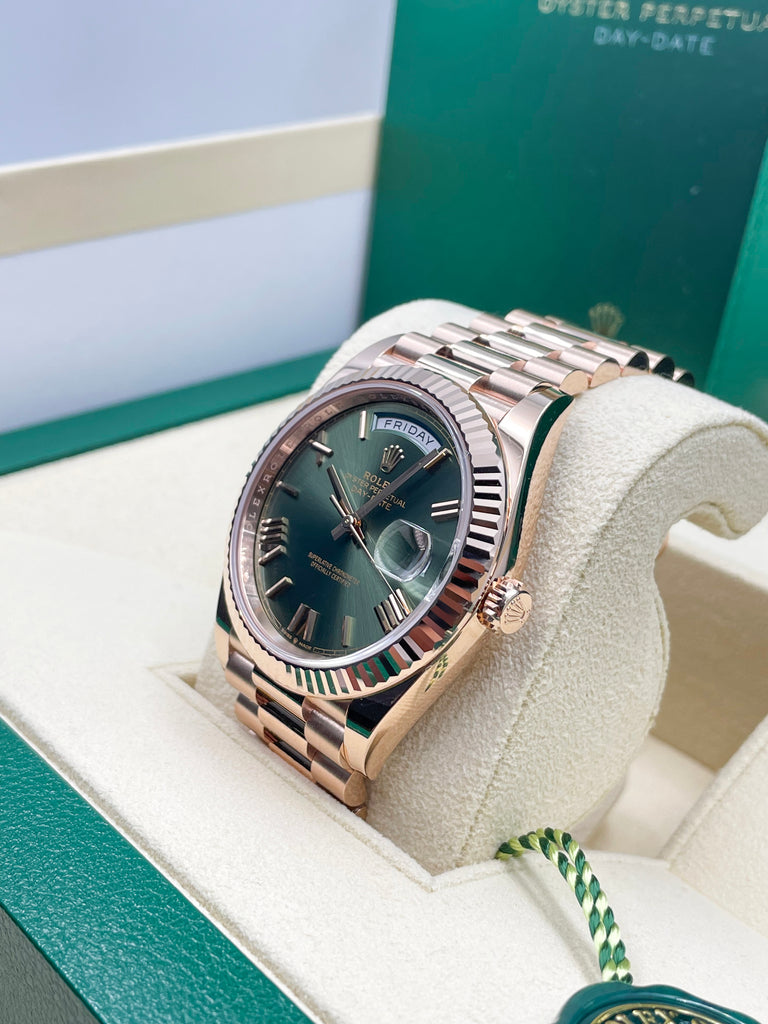 Rolex Day-Date 40 Rose Gold Olive Dial 228235