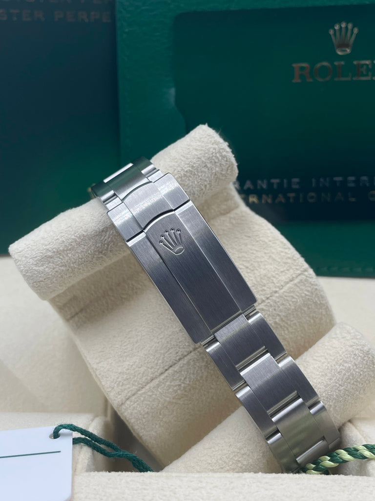 Rolex Oyster Perpetual Green 31mm 277200