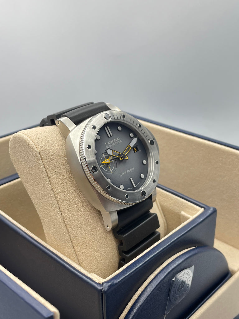 Panerai Submersible GMT Navy SEALs 44mm PAM01323 2023 [Preowned]