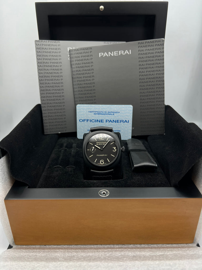 Panerai Radiomir Black Seal Ceramic 44mm PAM00292 2012 [Preowned]