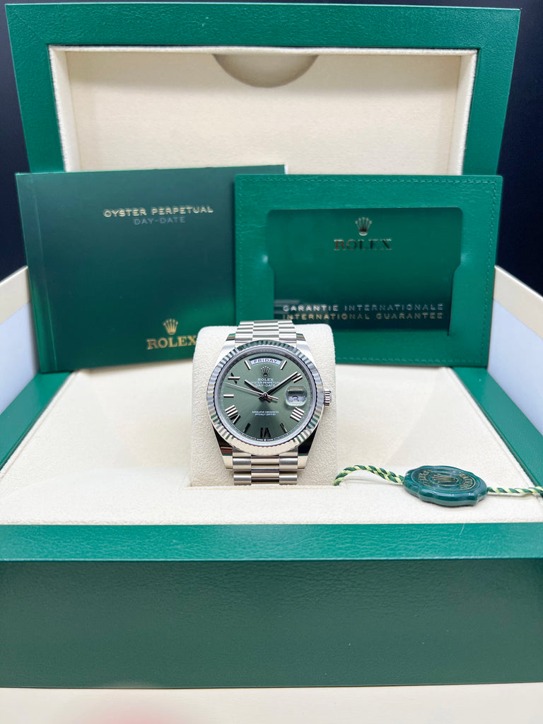 Rolex Day-Date 40 White Gold Olive Dial 228239