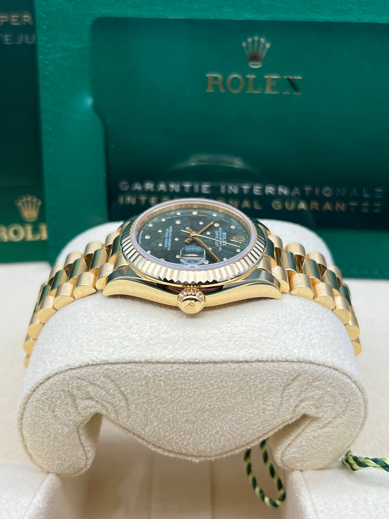 Rolex Datejust 31mm 18ct Yellow Gold - Olive Green Floral Motif Diamonds 278278 MO