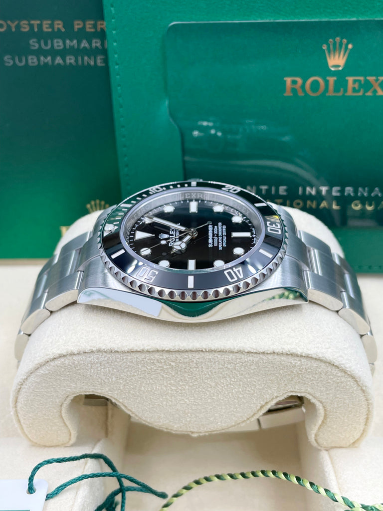 Rolex Submariner No-Date 124060