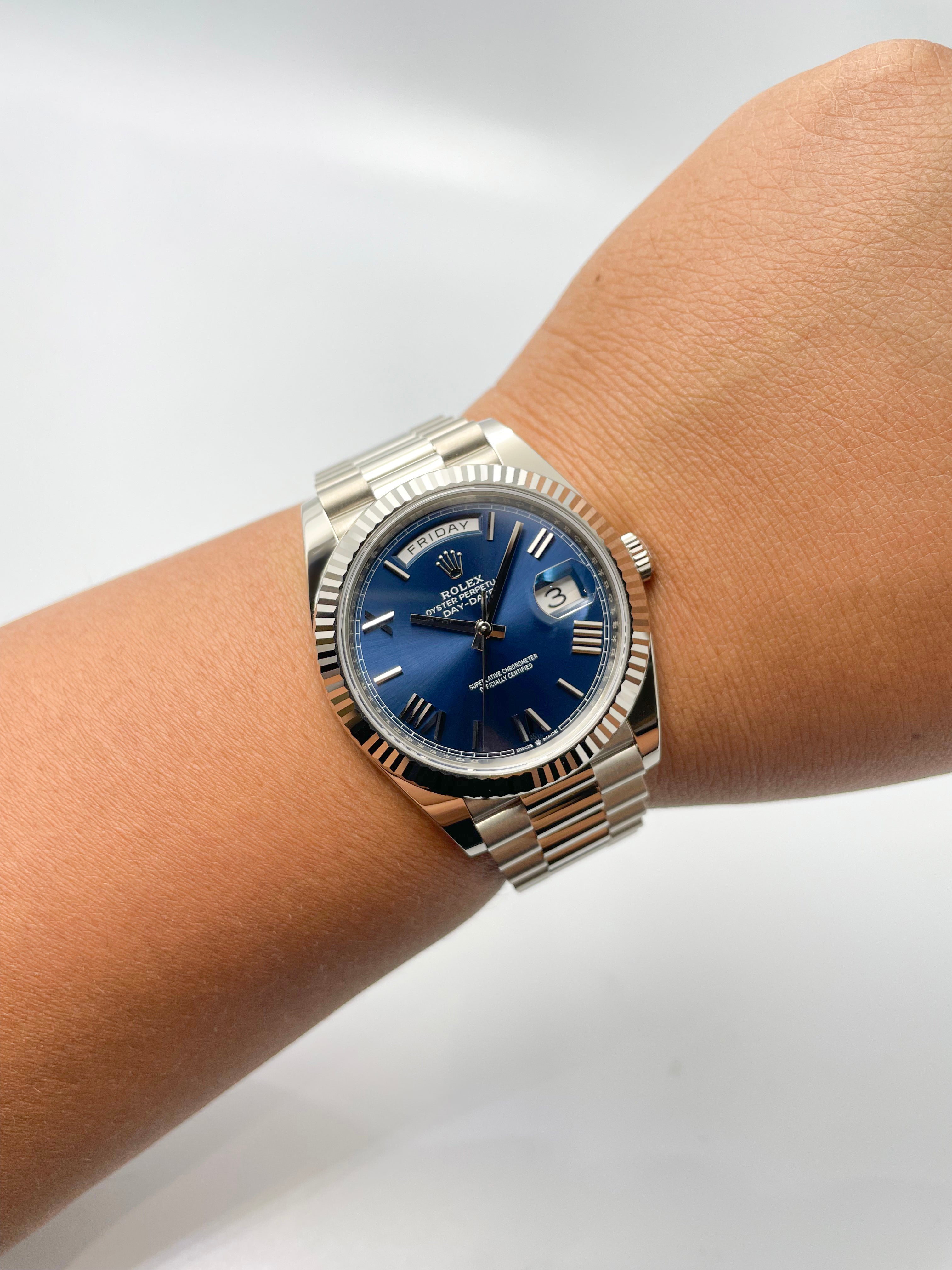 Rolex Day-Date 40 White Gold Bright Blue Dial 228239 – Swiss