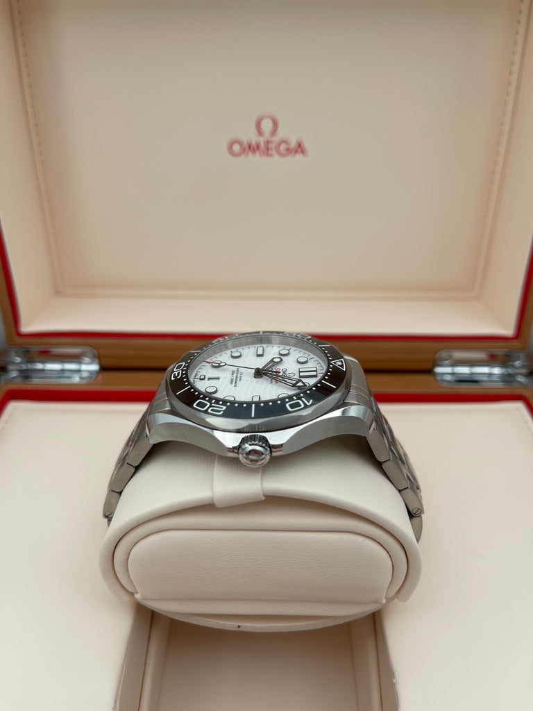 Omega Diver 300m Co-Axial Master Chronometer 42mm [JB Stock]