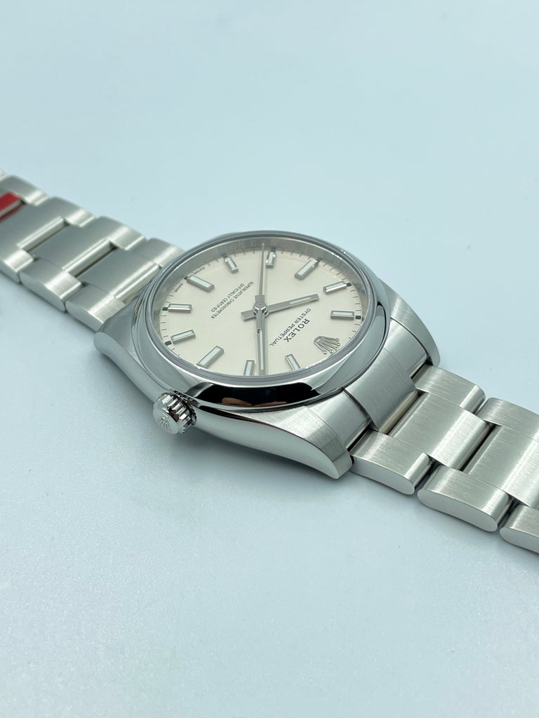 Rolex Oyster Perpetual 34mm White 114200 2019 [Preowned]