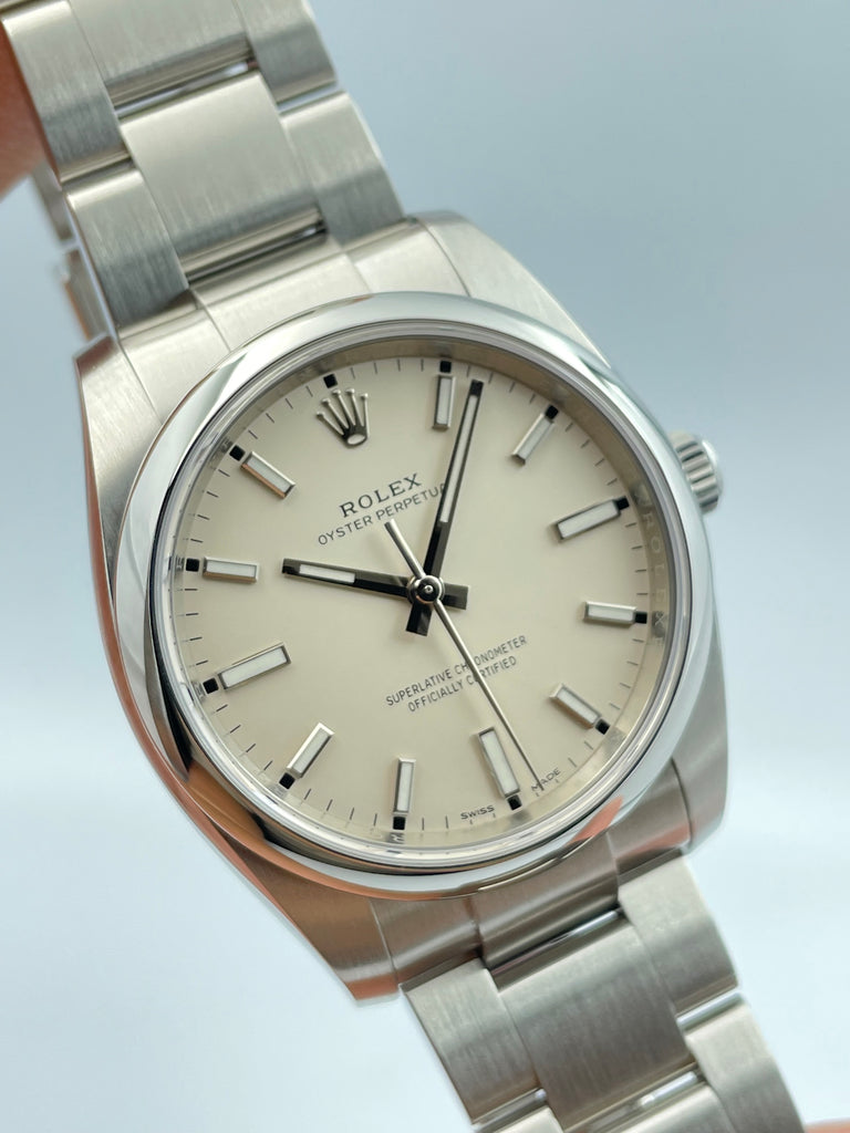 Rolex Oyster Perpetual 34mm White 114200 2019 [Preowned]