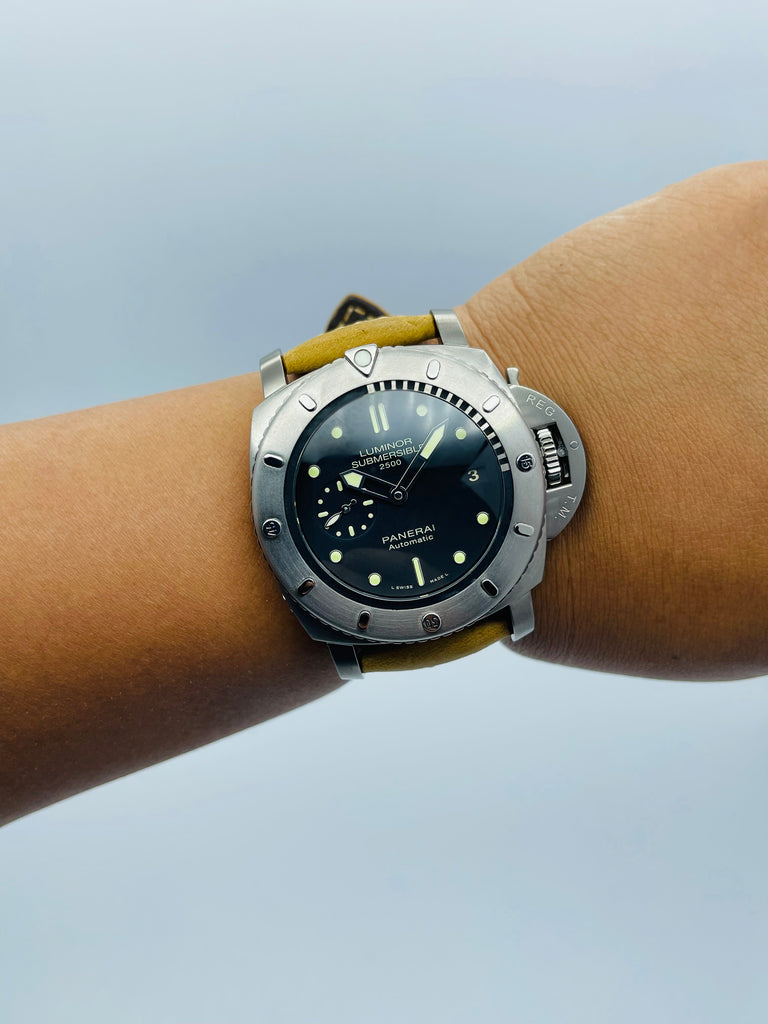 Panerai Submersible Titanium 2500m 47mm PAM00364 2013 [Preowned]