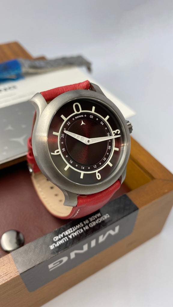 MING 17.03 GMT Burgundy Dial 38mm 2018 [Preowned]