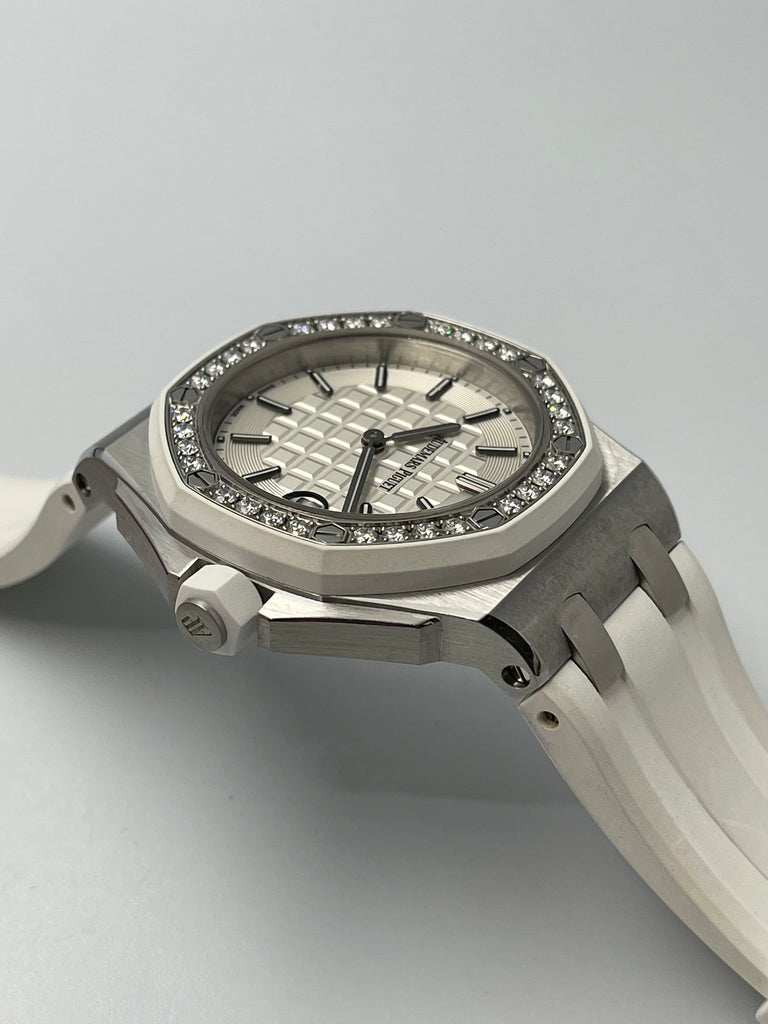 Audemars Piguet Royal Oak Offshore 37mm 67540SK 2014 [Preowned]