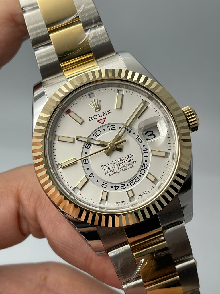 Rolex Sky Dweller Steel Gold 326933